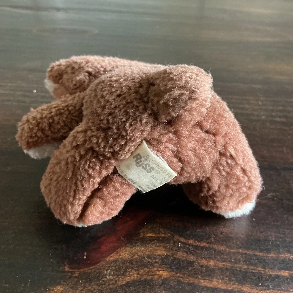 Vintage Russ Berrie Cocoa Brown Cream Teddy Bear Plush Stuffed Animal 5 Inch‎